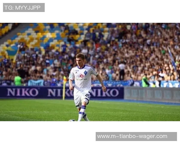 竞彩足球比分直播即时全方位解析与实时更新助你掌握赛事动态 竞彩足球比分直播即时全方位解析与实时更新助你掌握赛事动态