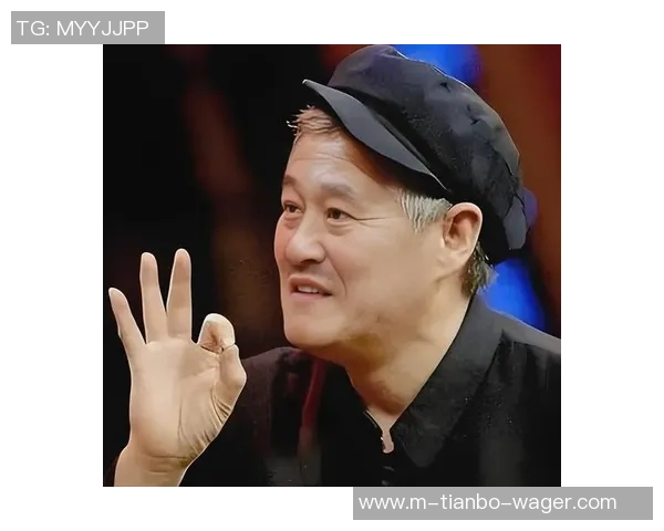 赵本山足球场上展现幽默风采与激情碰撞引发球迷热议 赵本山足球场上展现幽默风采与激情碰撞引发球迷热议