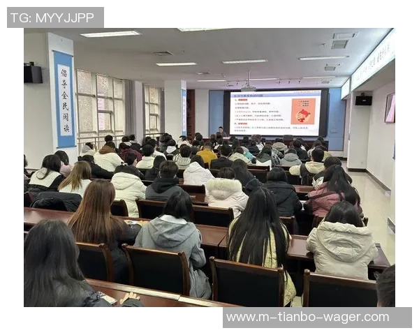 豪门足球风云下的青训体系与未来星辰的培养之路探讨 豪门足球风云下的青训体系与未来星辰的培养之路探讨